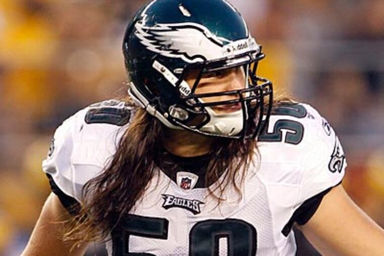 Andy Reid and the Eagles look like they are sticking with Casey Matthews at middle linebacker. (Yong Kim/Staff Photographer)