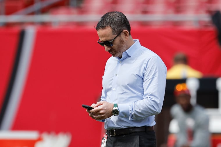 Eagles general manager Howie Roseman during warmups before the loss to the Buccaneers on Sept. 29.