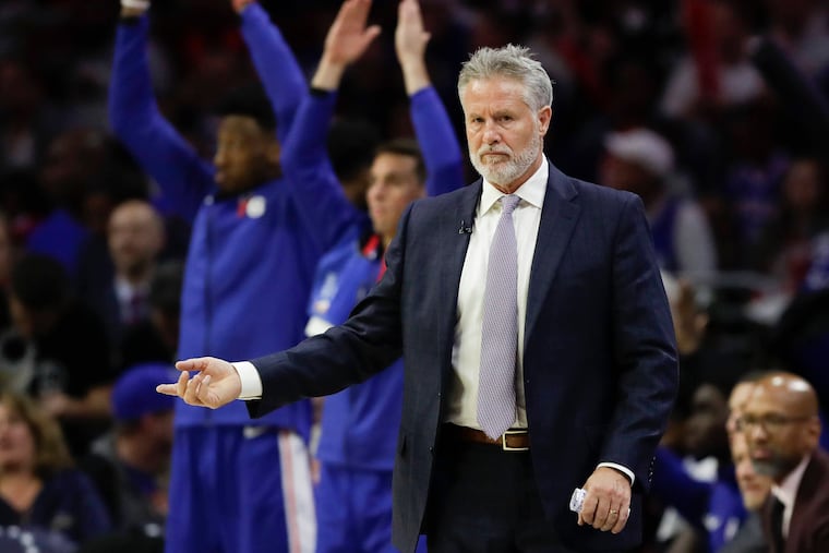 Sixers Head Coach Brett Brown points his finger.