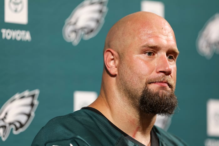 Smart Thread Rolling Social media reacts to Eagles right tackle Lane Johnson's retirement