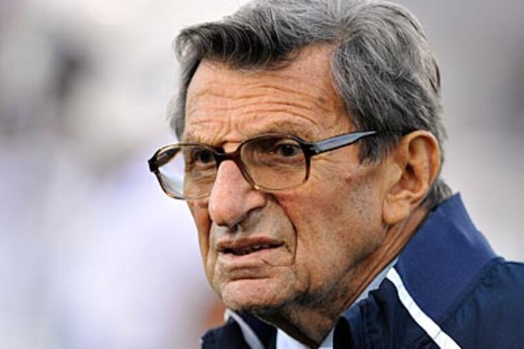 Former Penn State coach Joe Paterno. (Jim Prisching/AP)