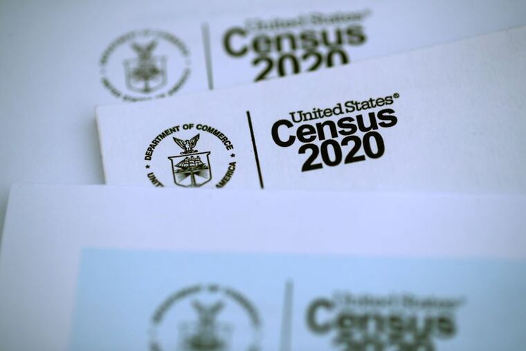 A 2020 Census form.