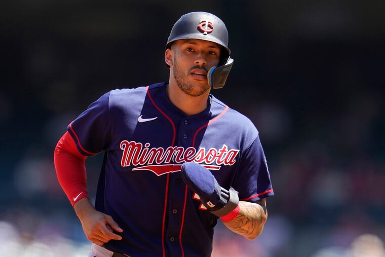 Former Astros and Twins shortstop Carlos Correa has agreed to a 12-year, $315 million contract with the Mets.