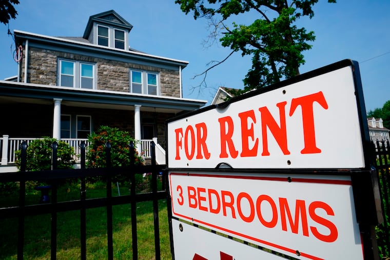 Single renters in Philadelphia are spending a lot more for one-bedroom apartments than couples.