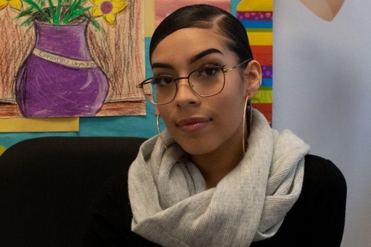 Angela Calderón is a senior at El Centro de Estudiantes.