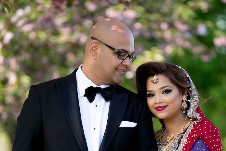 Newlyweds Shaan Hamid and Farwa Naqvi were introduced by family.