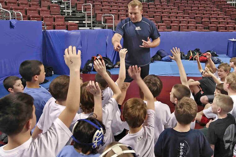 Photos: STEVEN M. FALK / Staff photographer