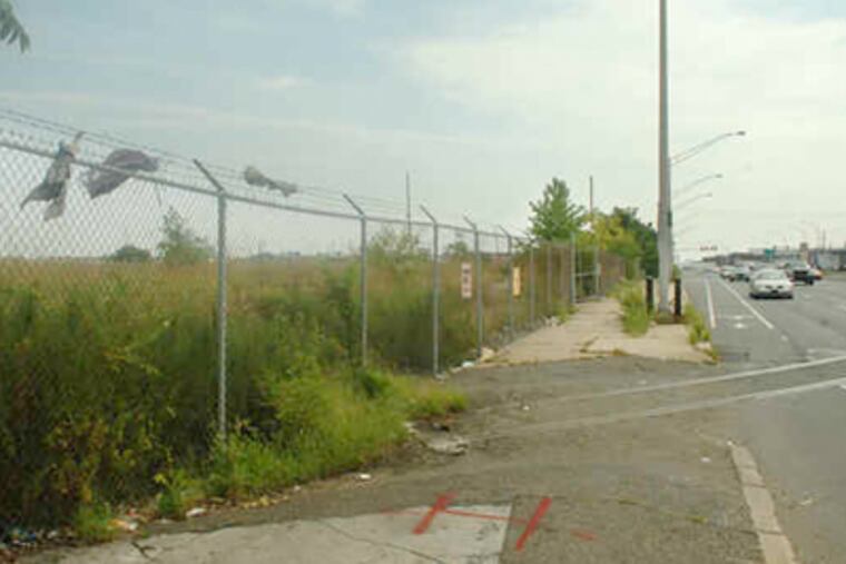 With Friday's action, it looks as if Foxwoods' casino will rise on this empty lot at Columbus Boulevard and Reed Street in South Philadelphia.