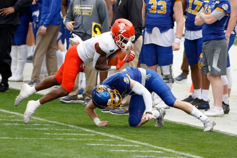 Sam Houston State wide receiver Ife Adeyi catching a pass against South Dakota State in 2021.