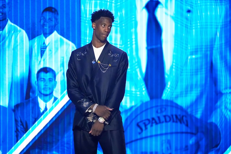 Draft prospect AJ Dybantsa had his suit made in his father's hometown, Paris.