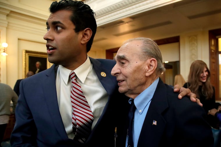 Vito Perillo (right) at a New Jersey Senate swearing-in ceremony in 2018.