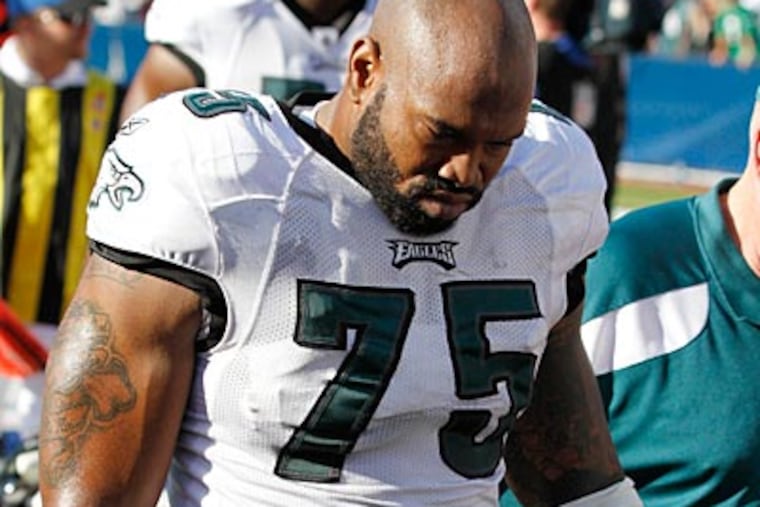 Eagles defensive end Juqua Parker's penalty sealed the victory for the Bills. (Michael S. Wirtz/Staff Photographer)