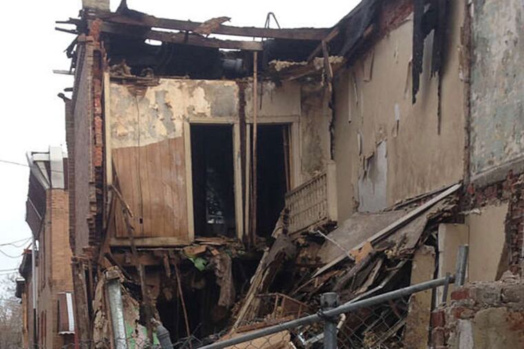 This building in Strawberry Mansion partially collapsed Monday night. (William Bender/Staff)