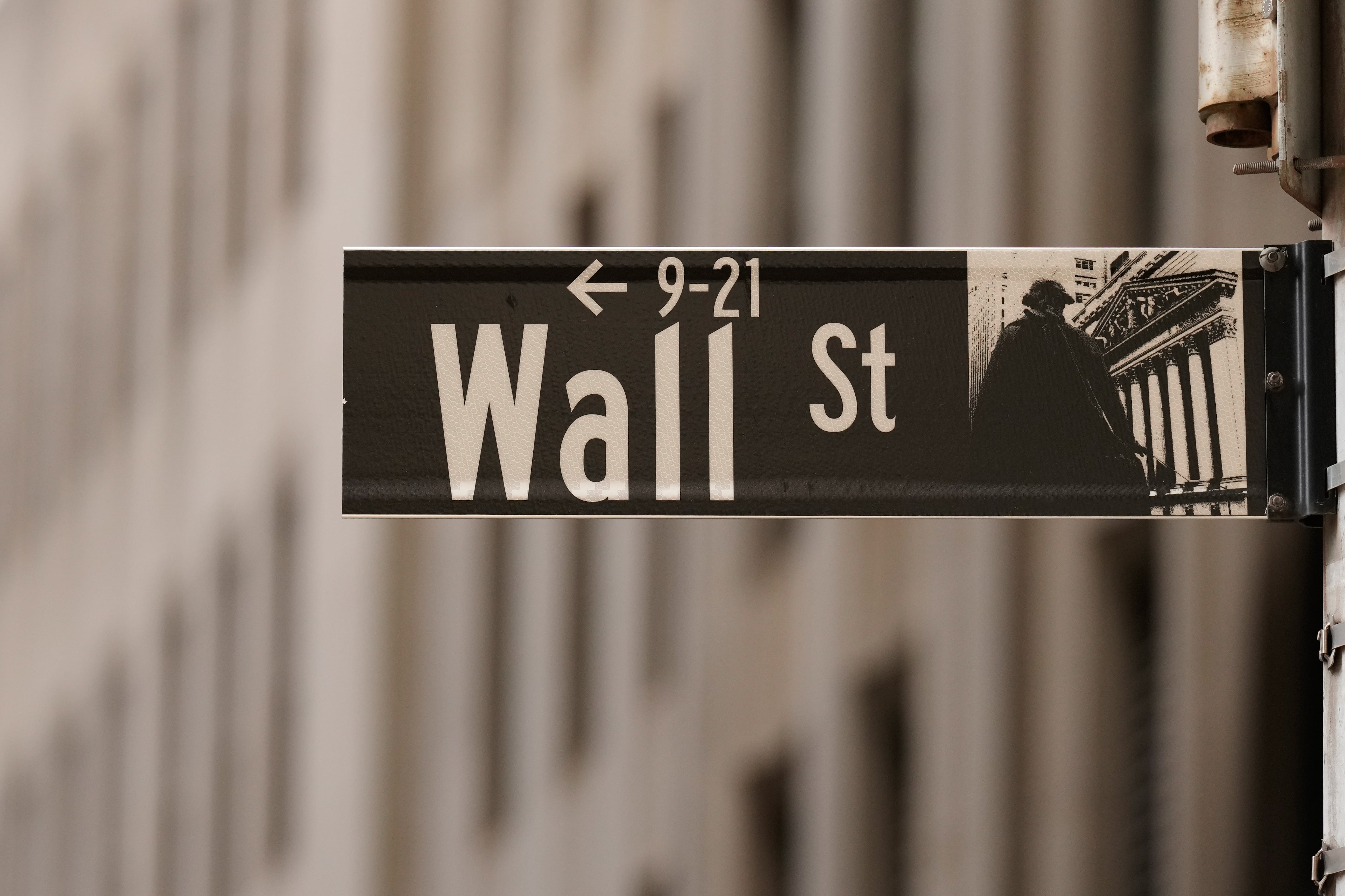 Wall Street's flip from AI stocks to elsewhere accelerates, while oil prices keep easing