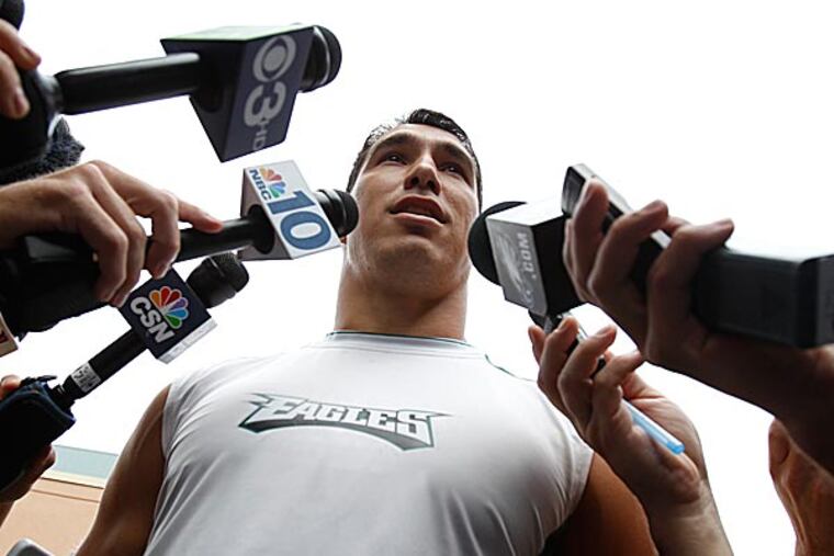 Eagles tight end James Casey. (David Maialetti/Staff Photographer)