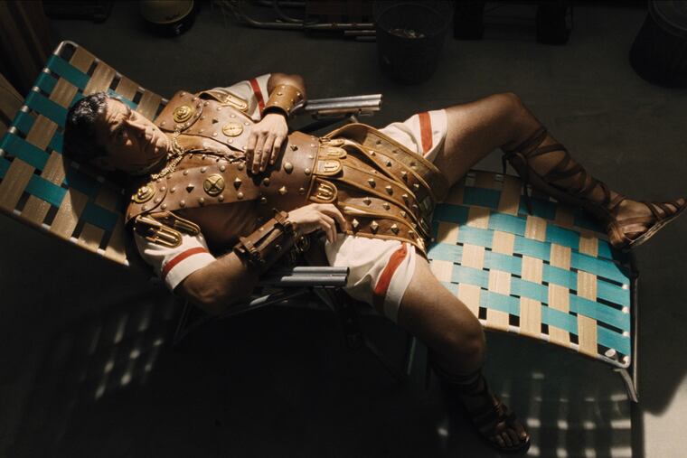 "Hail, Caesar!": George Clooney play actor Baird Whitlock.