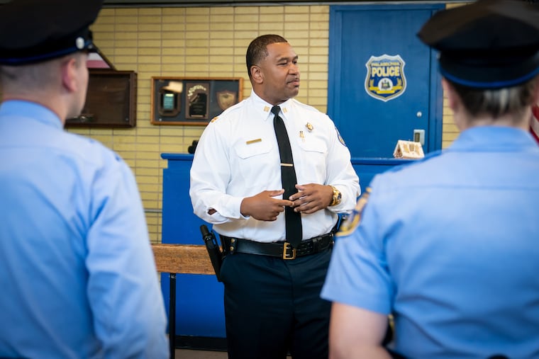 Philadelphia Police Captain Nashid Akil addresses officers in the 22nd District in North Philly on Oct. 7. He was reassigned this week following an Inquirer report about his absenteeism.
