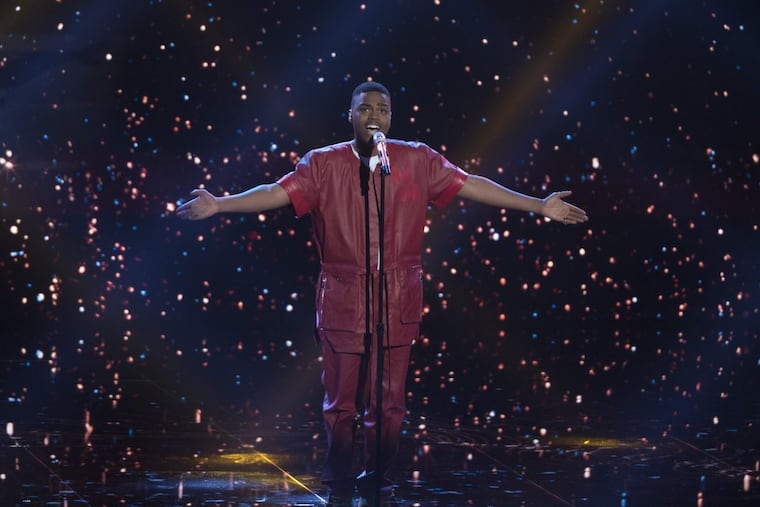 Michael J. Woodard performs on ‘American Idol’