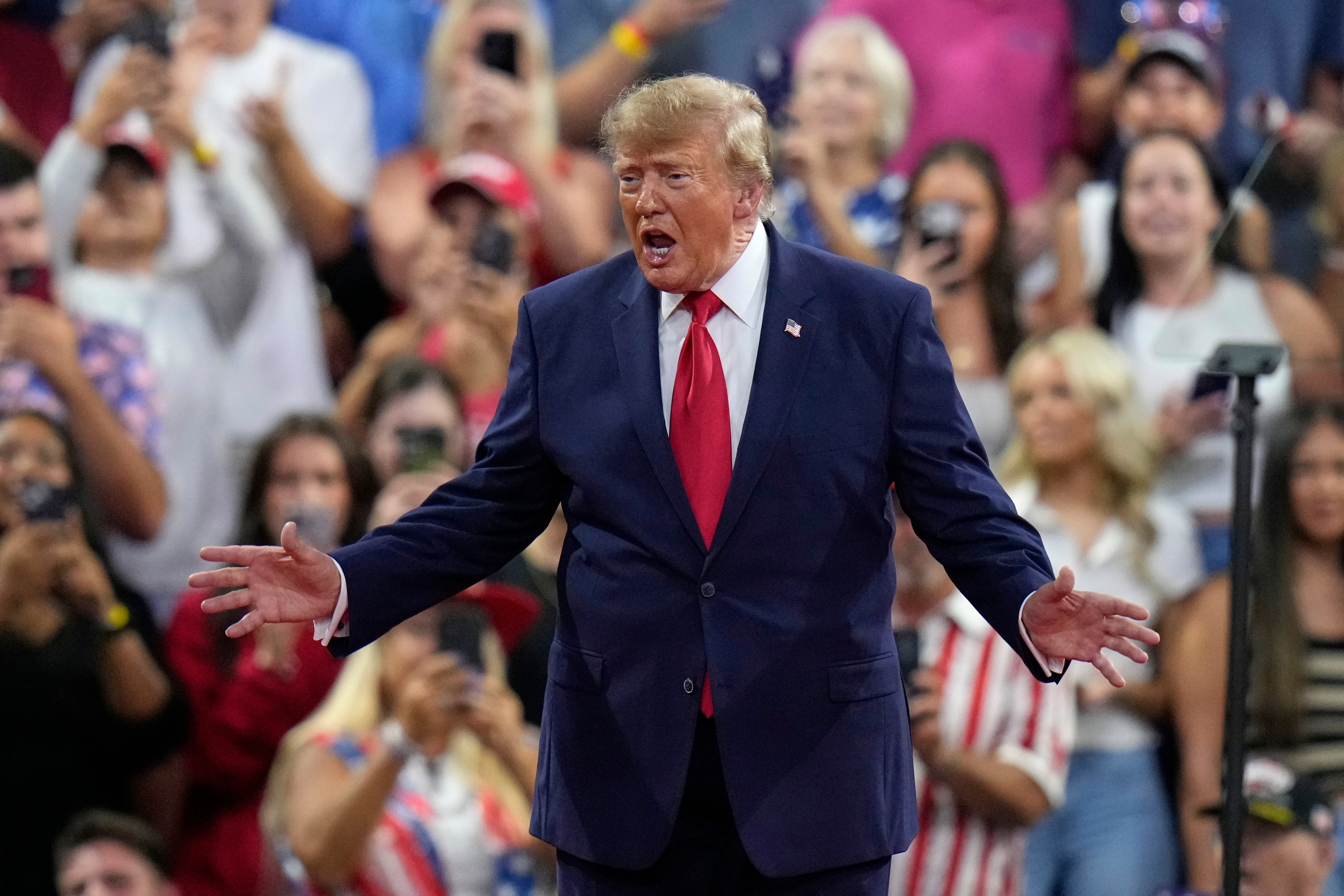 Trump at South Florida rally revives the idea of military intervention in Cuba after Iran
