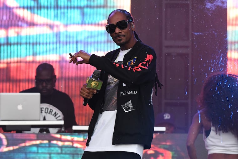 Snoop Dogg stole the show at a preseason celebration for Kansas' basketball team. Officials were horrified.