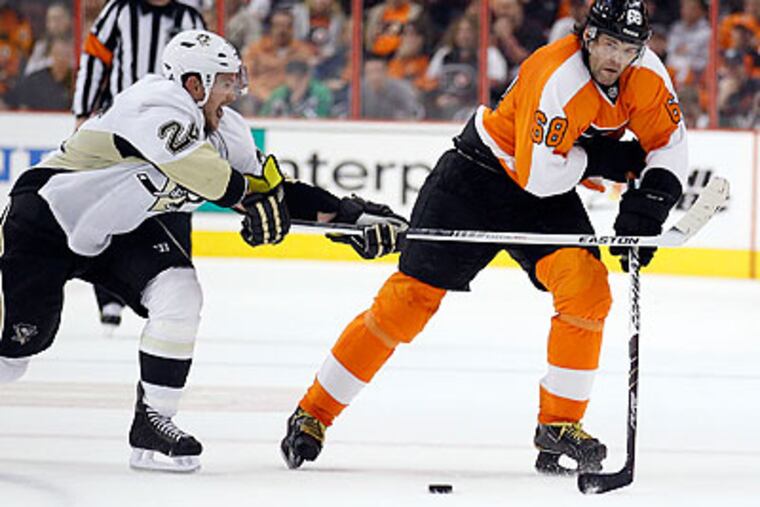 The Flyers carry much more momentum into this year's playoffs than they had in 2011. (Yong Kim/Staff file photo)