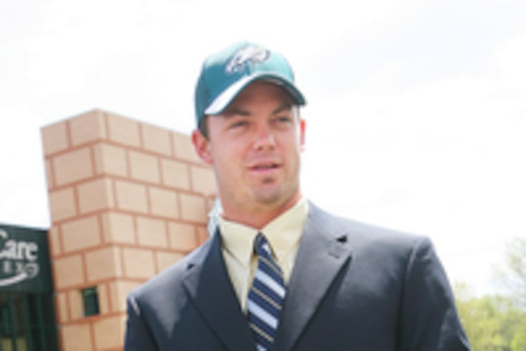 Kevin Kolb begins to make himself at home at the Eagles' NovaCare Complex.