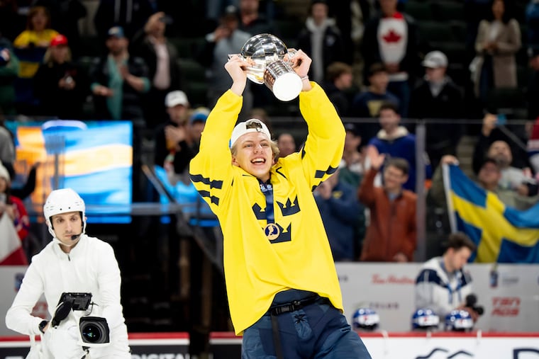 Flyers prospect Jack Berglund celebrates after Sweden won the gold medal at the 2026 World Junior Championship earlier this week.