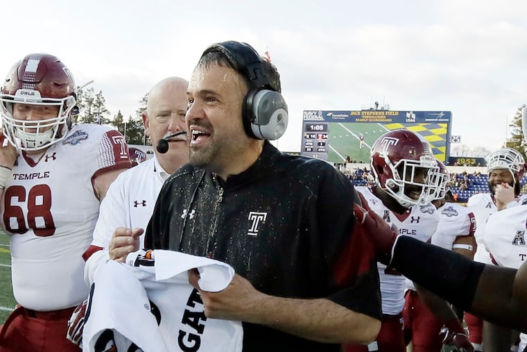 Temple coach Matt Rhule has water cooler dumped on him at the end of 2016 AAC championship game.