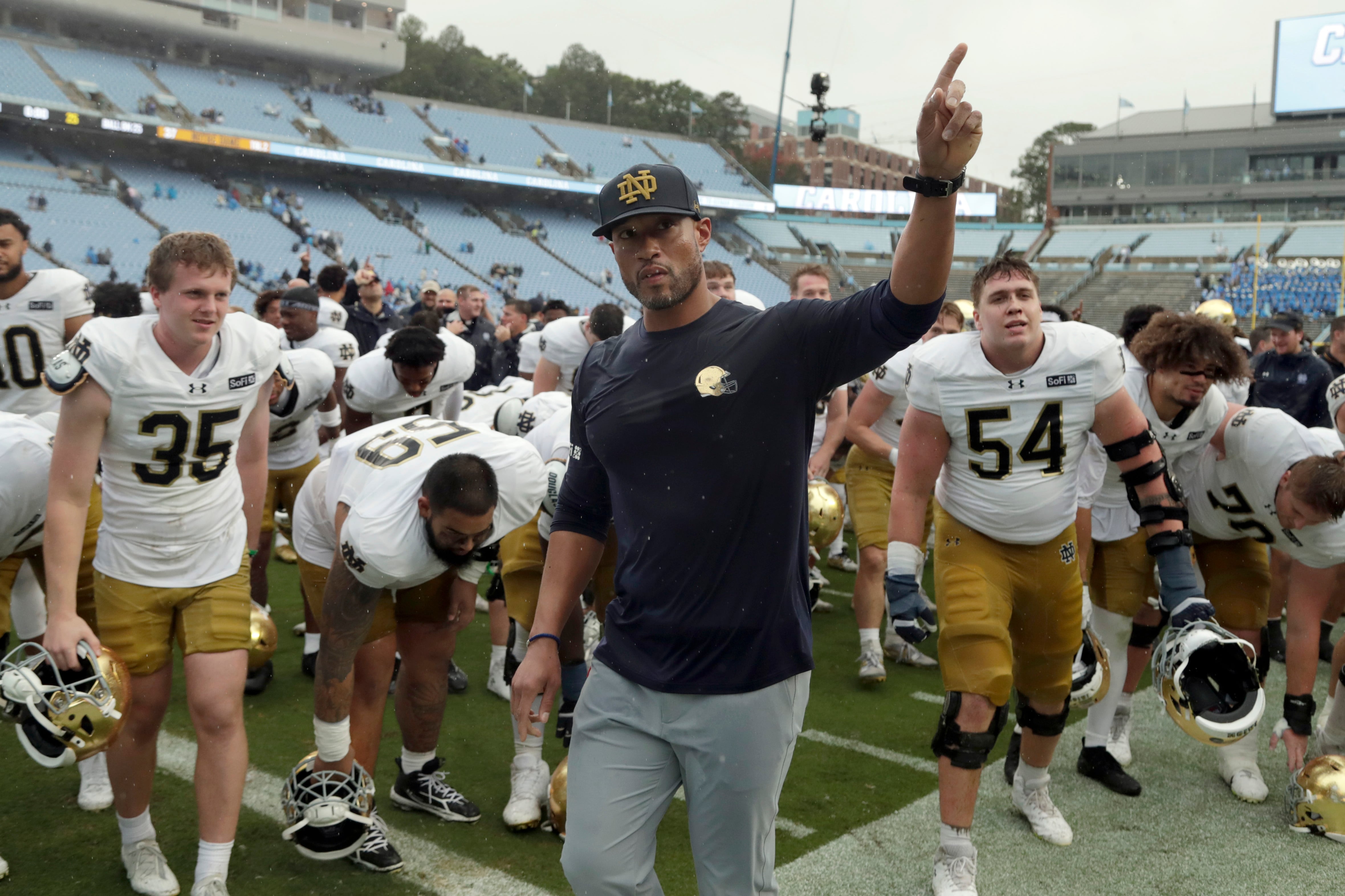 No. 3 Notre Dame Secures Road Victory Over North Carolina, Extends Winning Streak