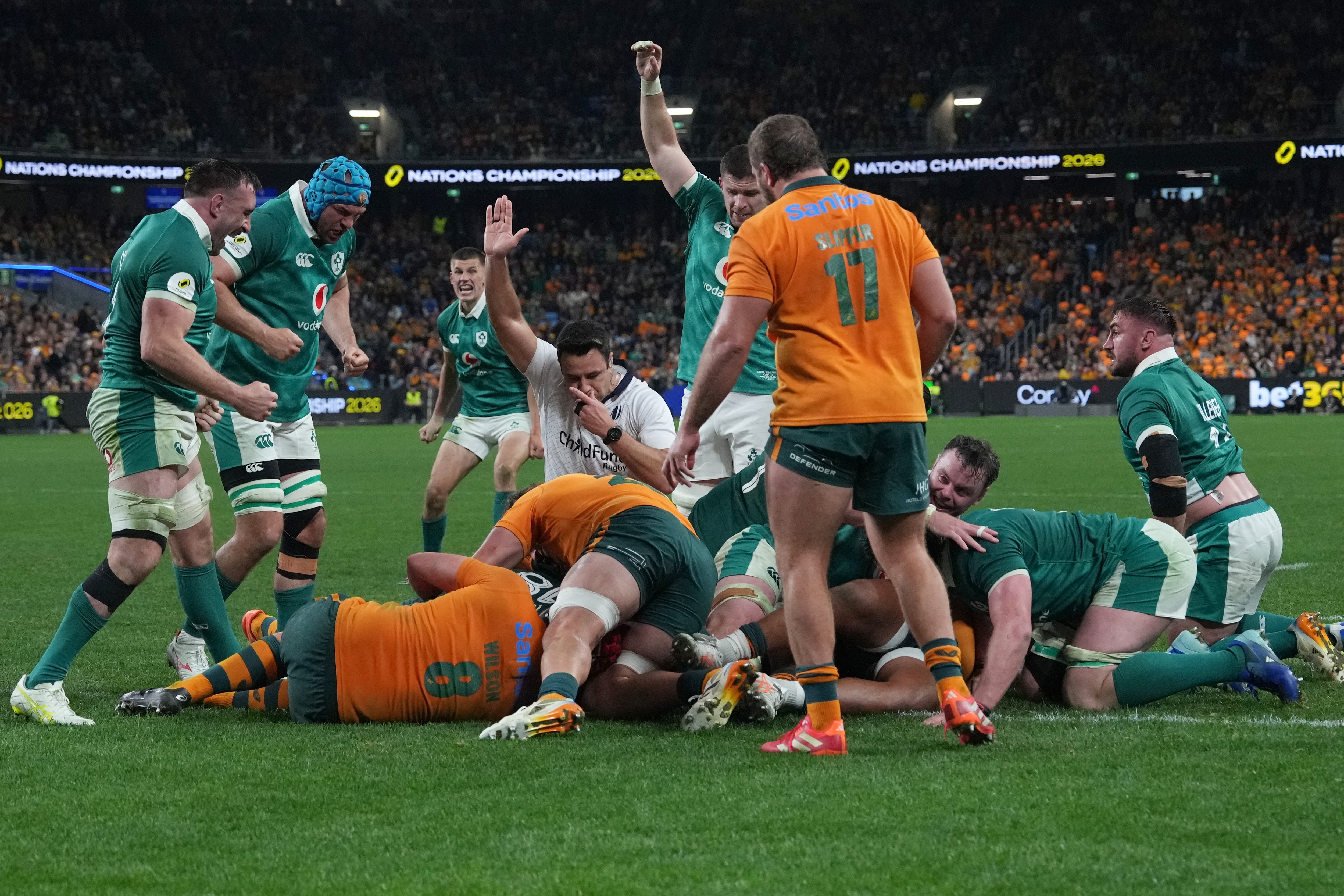 Late Clarkson try earns Ireland a Nations Championship win in Sydney
