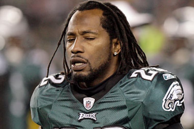 An improved Eagles defense could put the team among next season's Super Bowl contenders. (Yong Kim/Staff file photo)