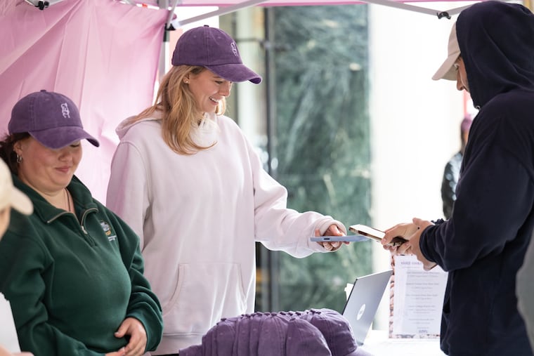TikTok’s ‘Dense Bean Salad Girl’ makes her Philadelphia debut TikTok’s ‘Dense Bean Salad Girl’ makes her Philadelphia debut