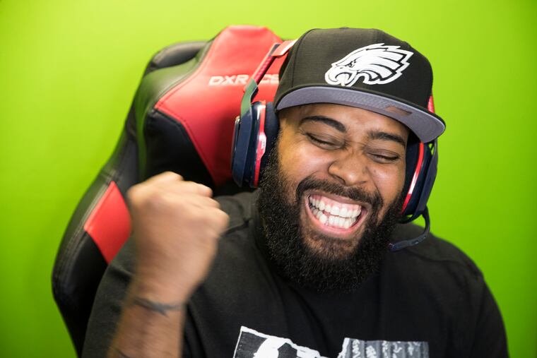 Drexel Hill e-sports gamer David Carter, or iPodKingCarter, has hundreds of thousands of followers on YouTube, Facebook, Twitter and Instagram.