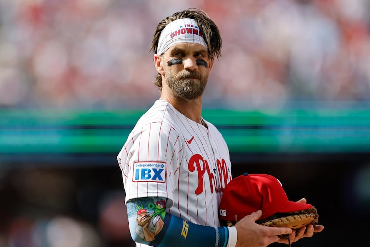 Bryce Harper and the Phillies hope to turn things around against the Chicago Cubs this weekend.