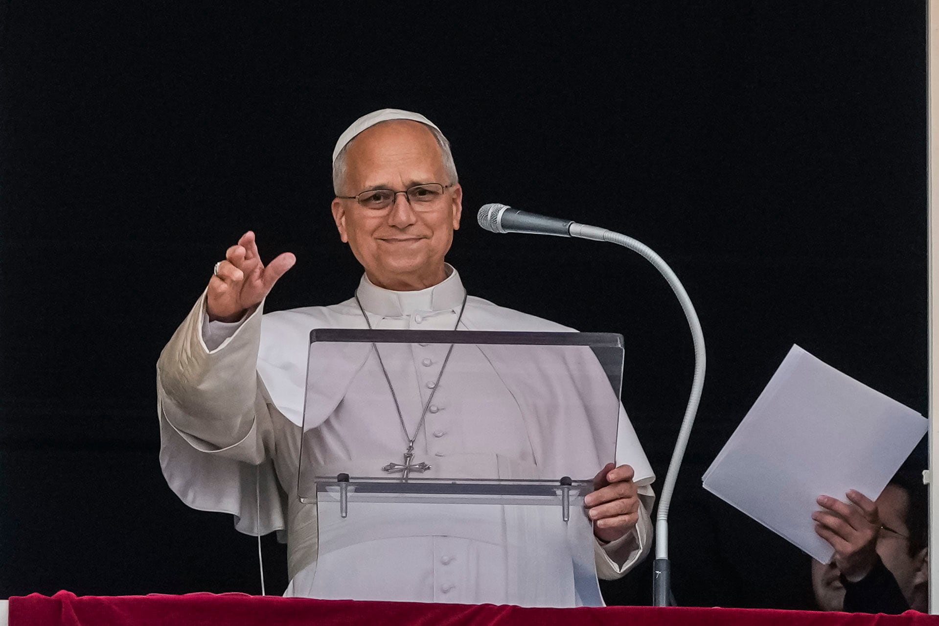 Pope Leo XIV Says He Will Gradually Resume Papal Duties After Lung Cancer Surgery