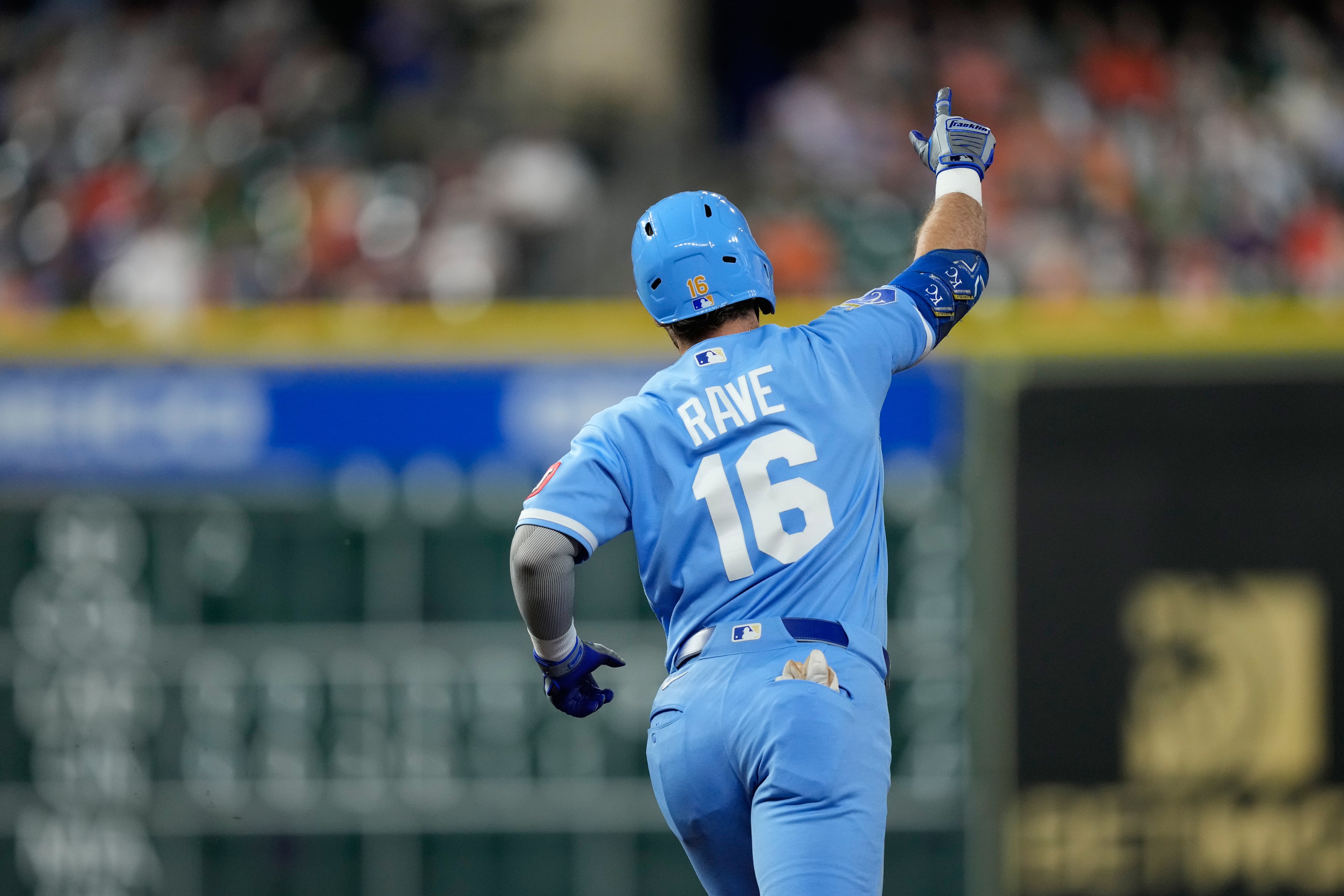 Rave and Massey homer as Royals beat Astros 5-2, dropping Houston into first-place tie with Texas