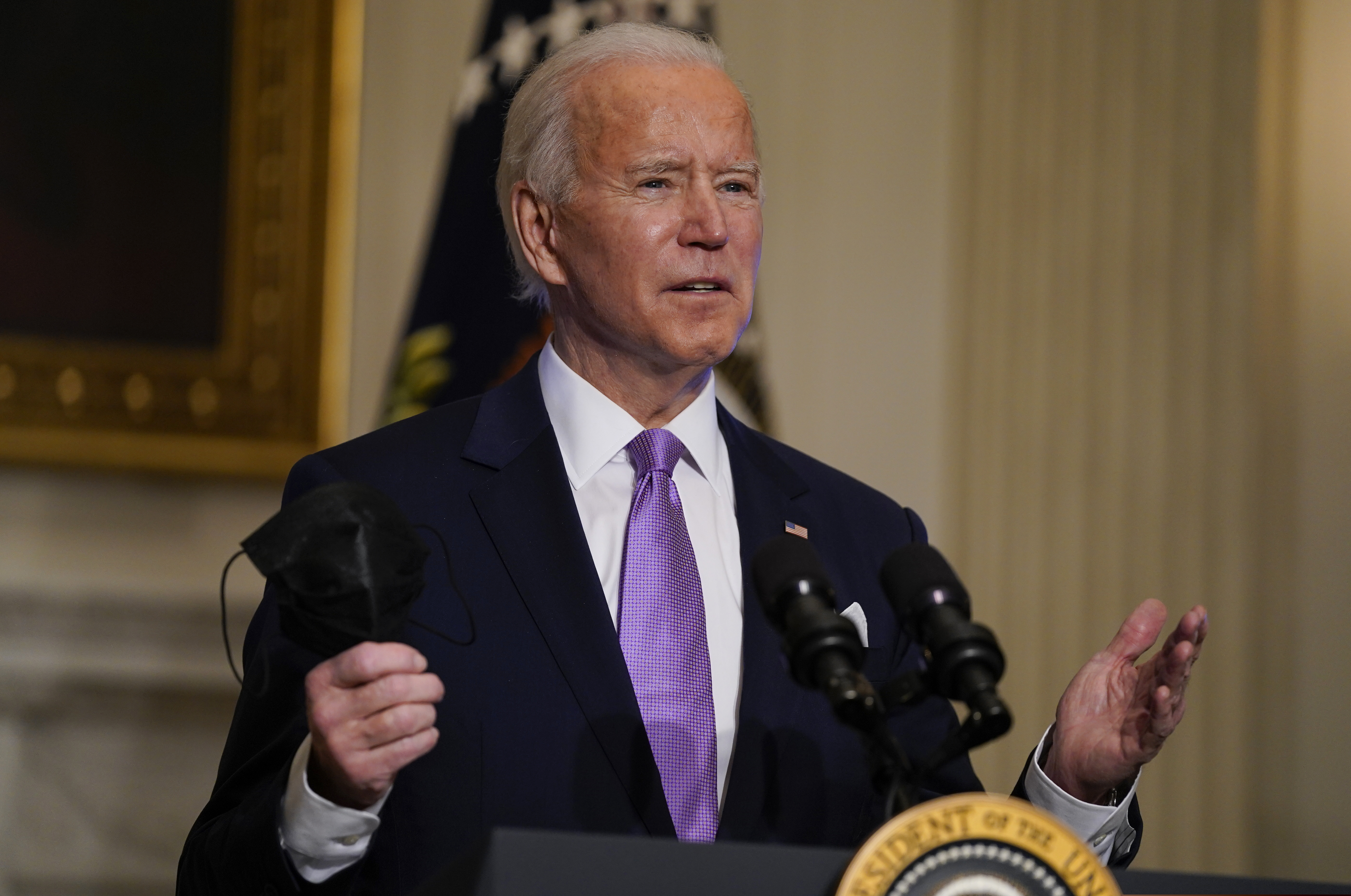 “We’re bringing back the pros to talk about COVID in an unvarnished way,” President Joe Biden told reporters.