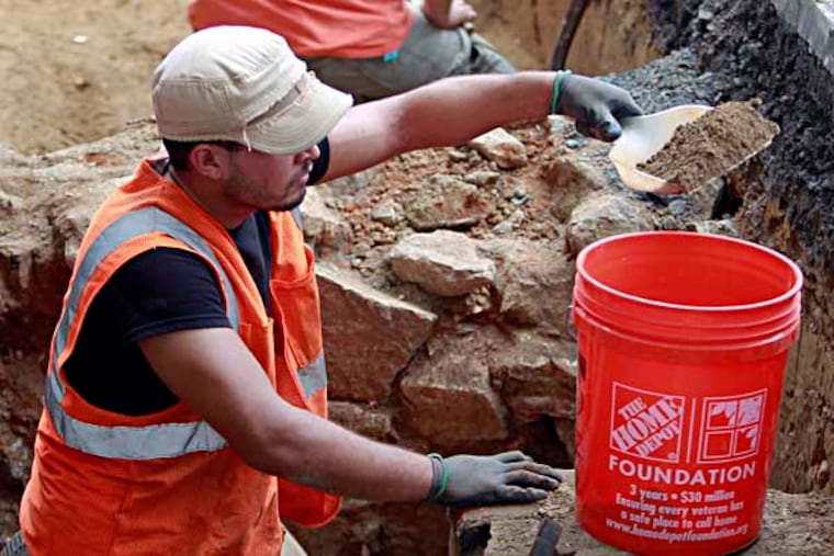 Archaeologists from URS are digging ground at the Weccaco Playground. July 24, 2013( AKIRA SUWA / Staff Photographer )