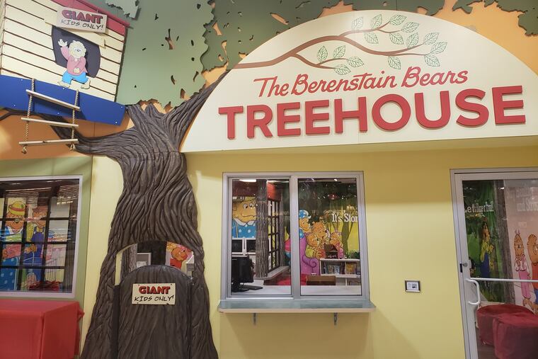 The first Berenstain Bears Treehouse was unveiled at the GIANT Food Stores's flagship store located in Camp Hill, Pa.