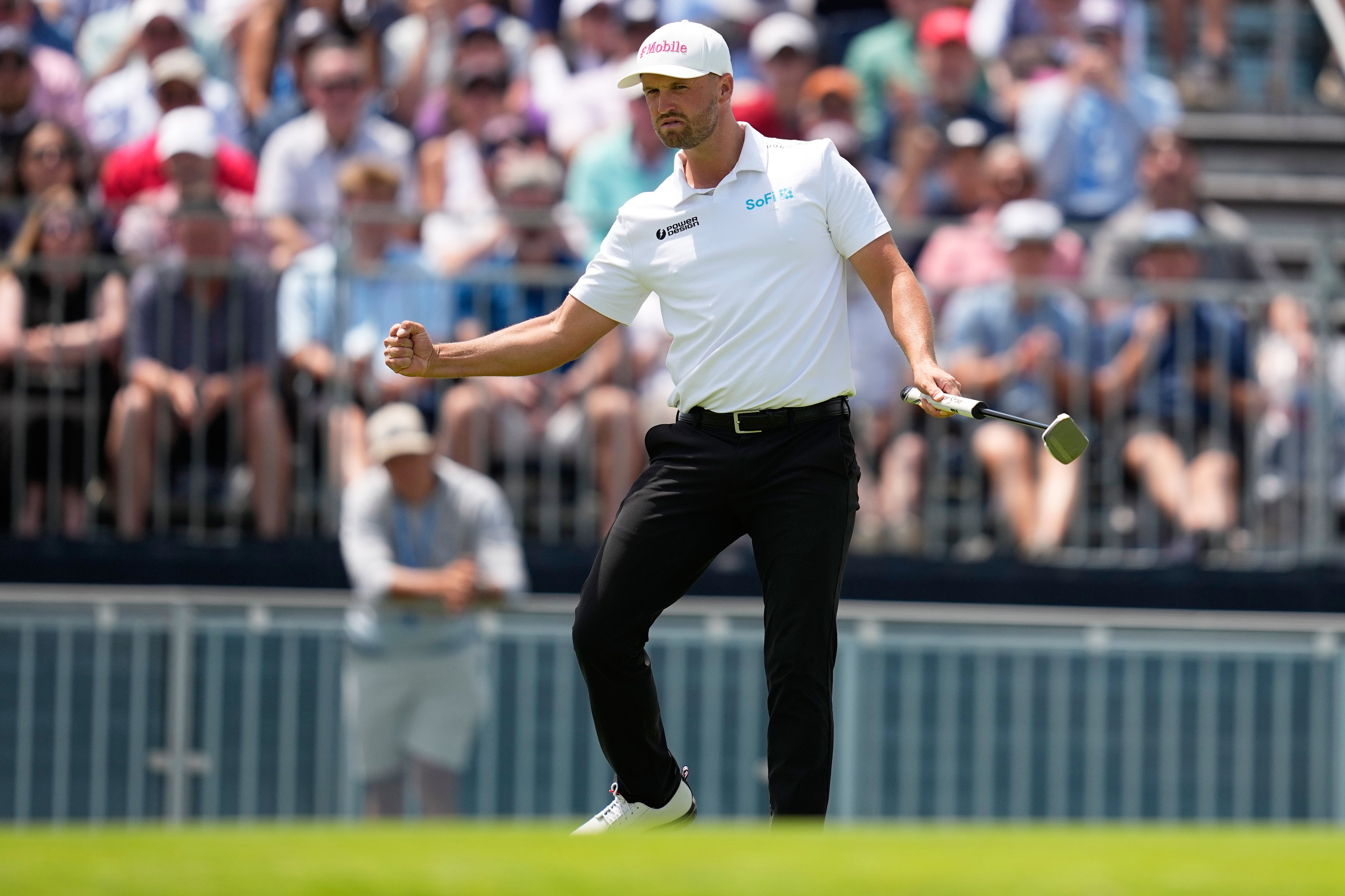 A year after smashing a locker, Wyndham Clark finds himself leading at another US Open