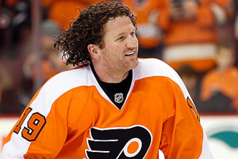 Flyers' Scott Hartnell was selected as an all-star for the first time this season. (Yong Kim/Staff Photographer)