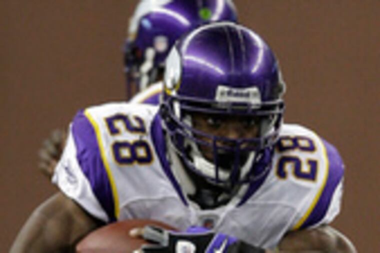 Andy Reid calls Adrian Peterson one of NFL's best running backs.