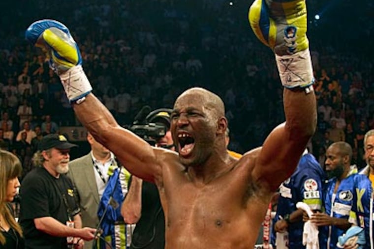 Bernard Hopkins won the WBC light heavyweight championship. (AP Photo/The Canadian Press, Ryan Remiorz)