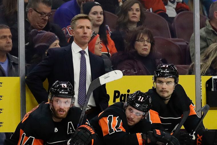 Former Flyers coach Dave Hakstol is headed to Toronto.