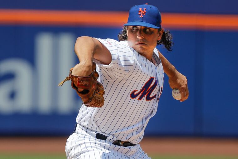 Jason Vargas pitched against the Pirates on Sunday.