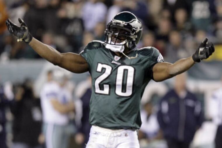 Now that Dawkins is gone, who will the Eagles look to for leadership in the upcoming season? (Yong Kim / Staff Photographer)