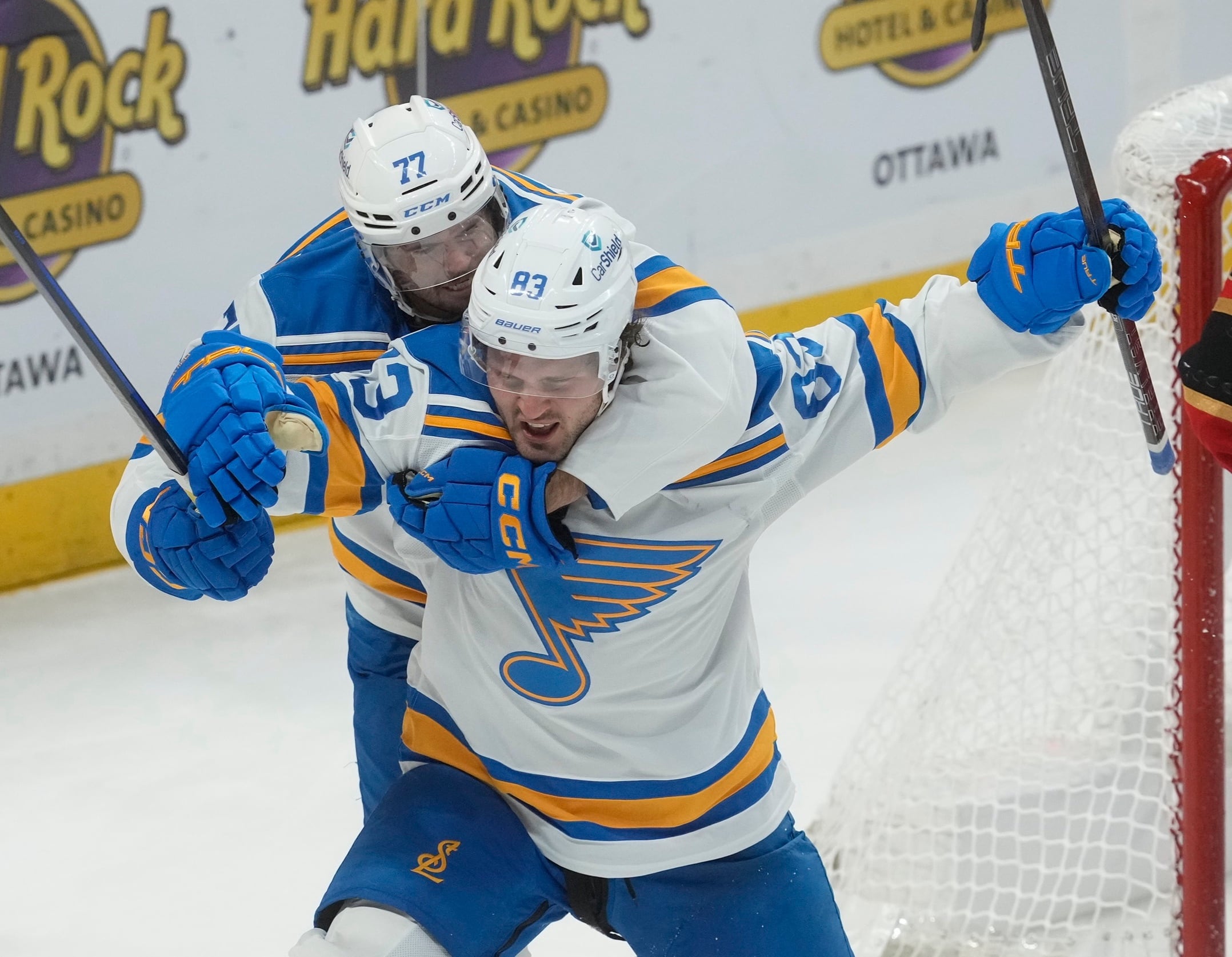 Suter, Neighbours and McTavish score 2 each as the Blues rout the Senators 7-2