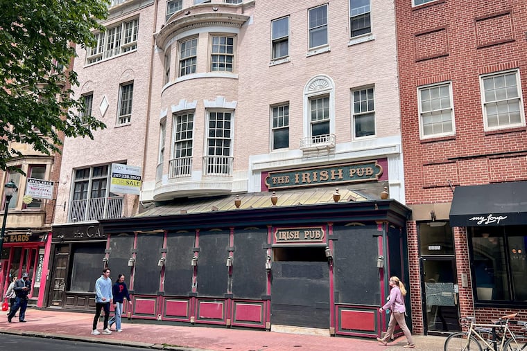 The former Irish Pub at 2007-11 Walnut St. on April 30, 2026.