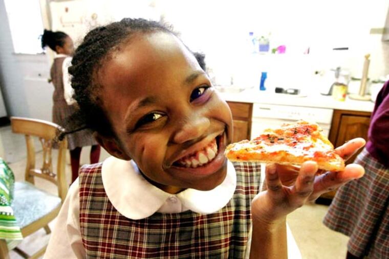 Mariah Bey's assessment: "Mmmmm. That is so good. This is the best pizza I ever had in my life!" It was the girls' fourth cooking lesson.