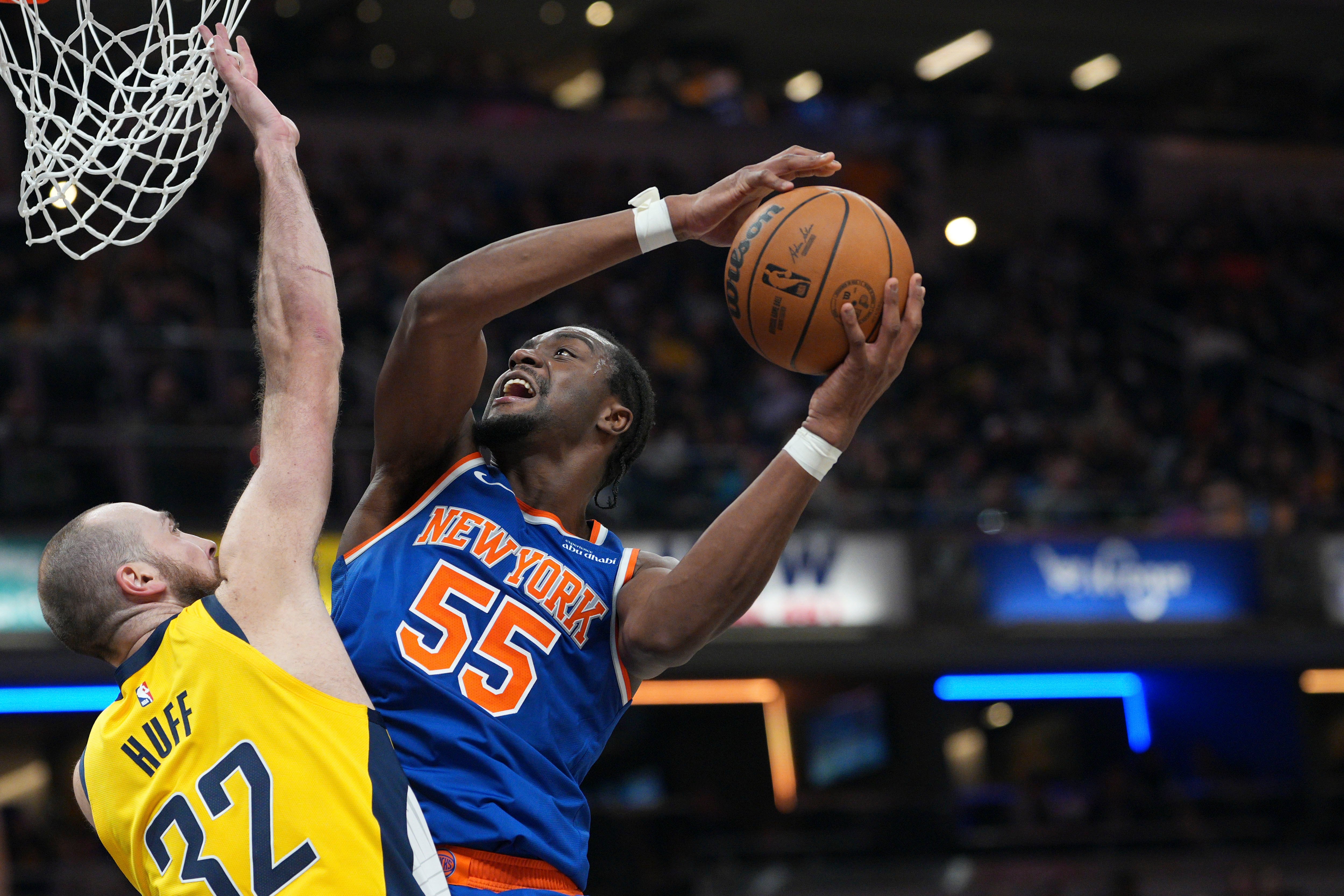 Sixers agreeing to one-year, $3.4 million deal with former Knicks big Ariel Hukporti